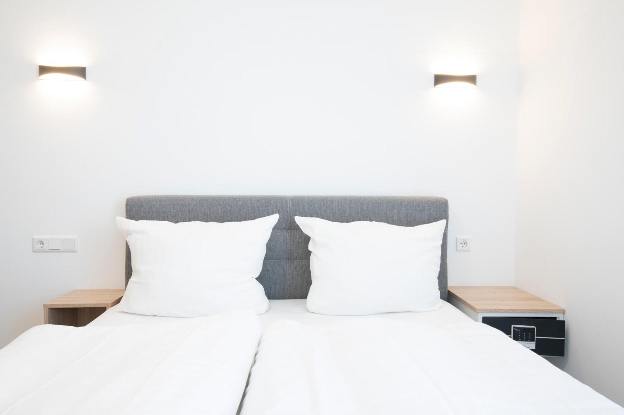 Smart & Stay Aparthotel Saarlouis Lisdorf - Self-Check-In - Free Parking エクステリア 写真